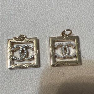 Elegant Gold and Silver Pendant Necklace